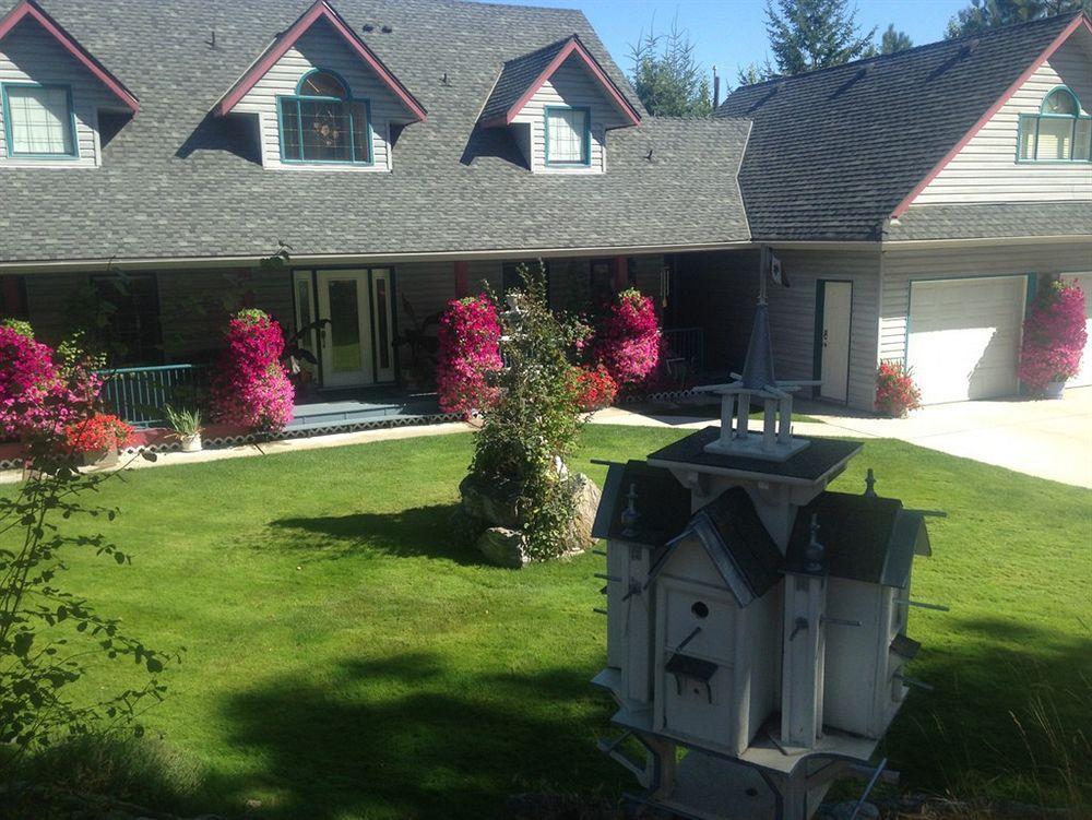 Lake Country Eagle'S Nest B&B מראה חיצוני תמונה